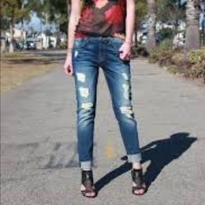7 Destroyed Relaxed Jeans